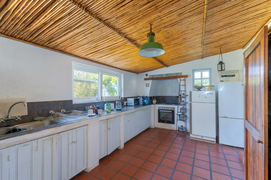 7 Bedroom Property for Sale in Stilbaai Rural Western Cape